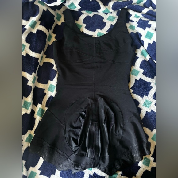 Cali curve 6190 Curvy Fit Guitara Short Leg. Faja. Size 2XL - Picture 2 of 5